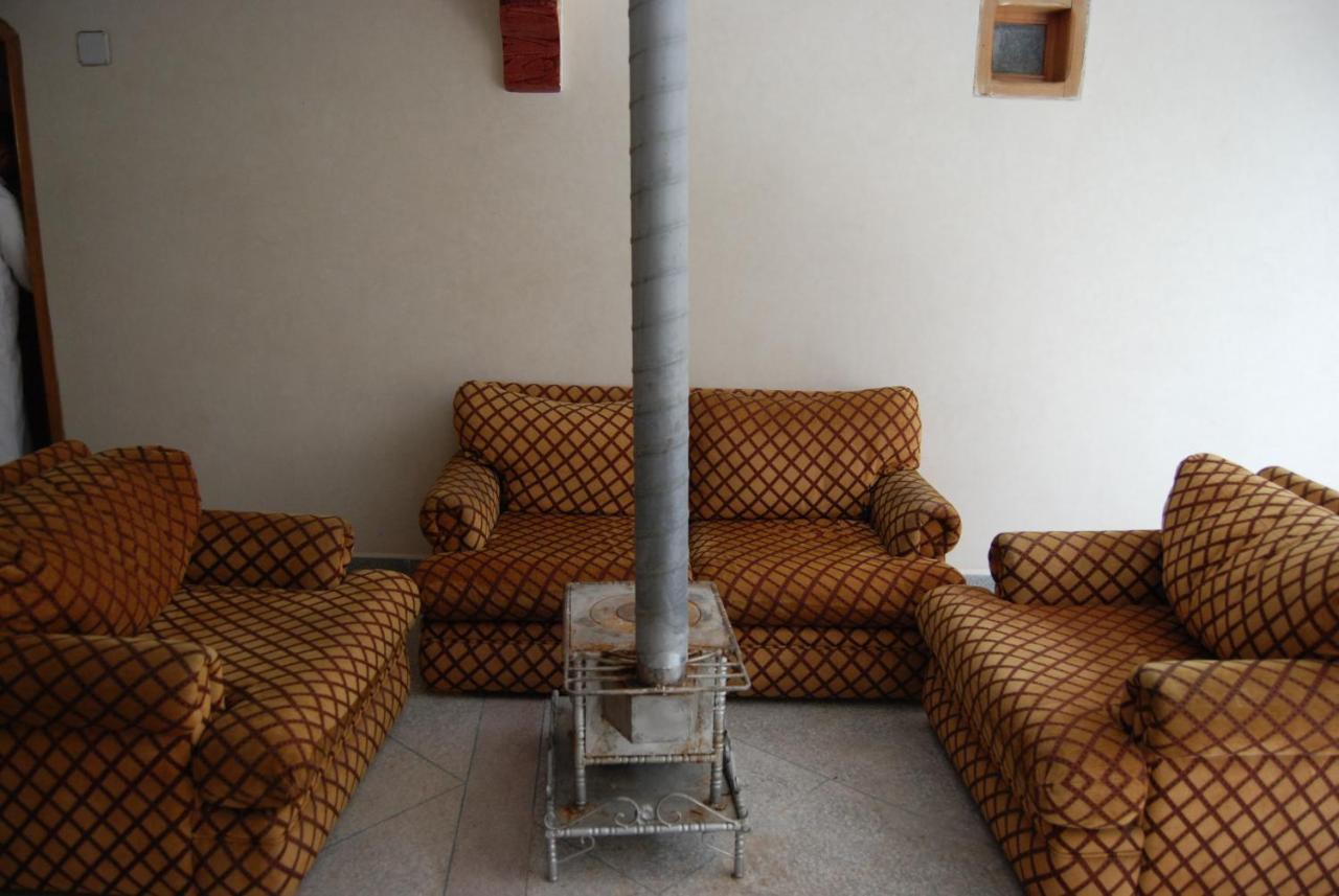 Moussem Des Fiancailles Hotel Imilchil Luaran gambar